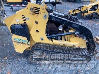 Vermeer S725TX Skid steer loderler