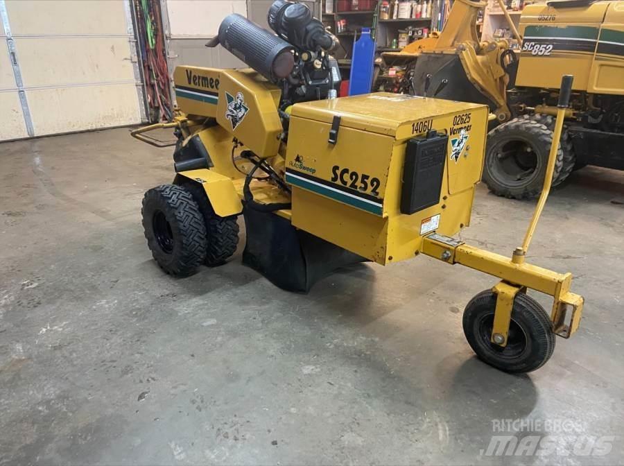 Vermeer SC252 Diger