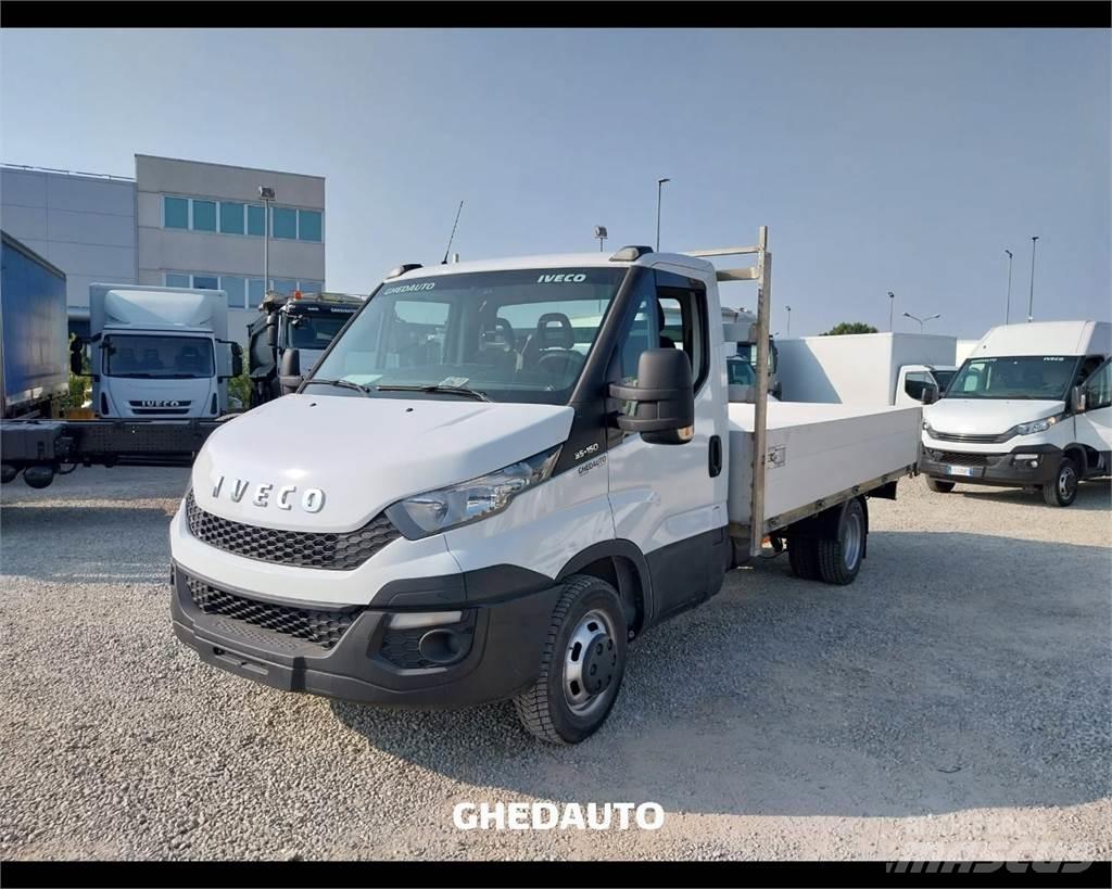 Iveco 35C15 Kapali kasa kamyonetler