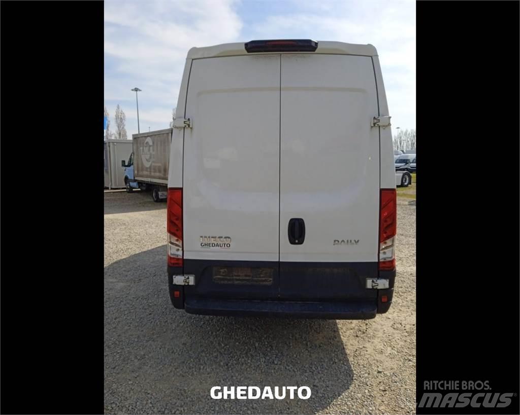 Iveco 35S16S V Kapali kasa kamyonetler