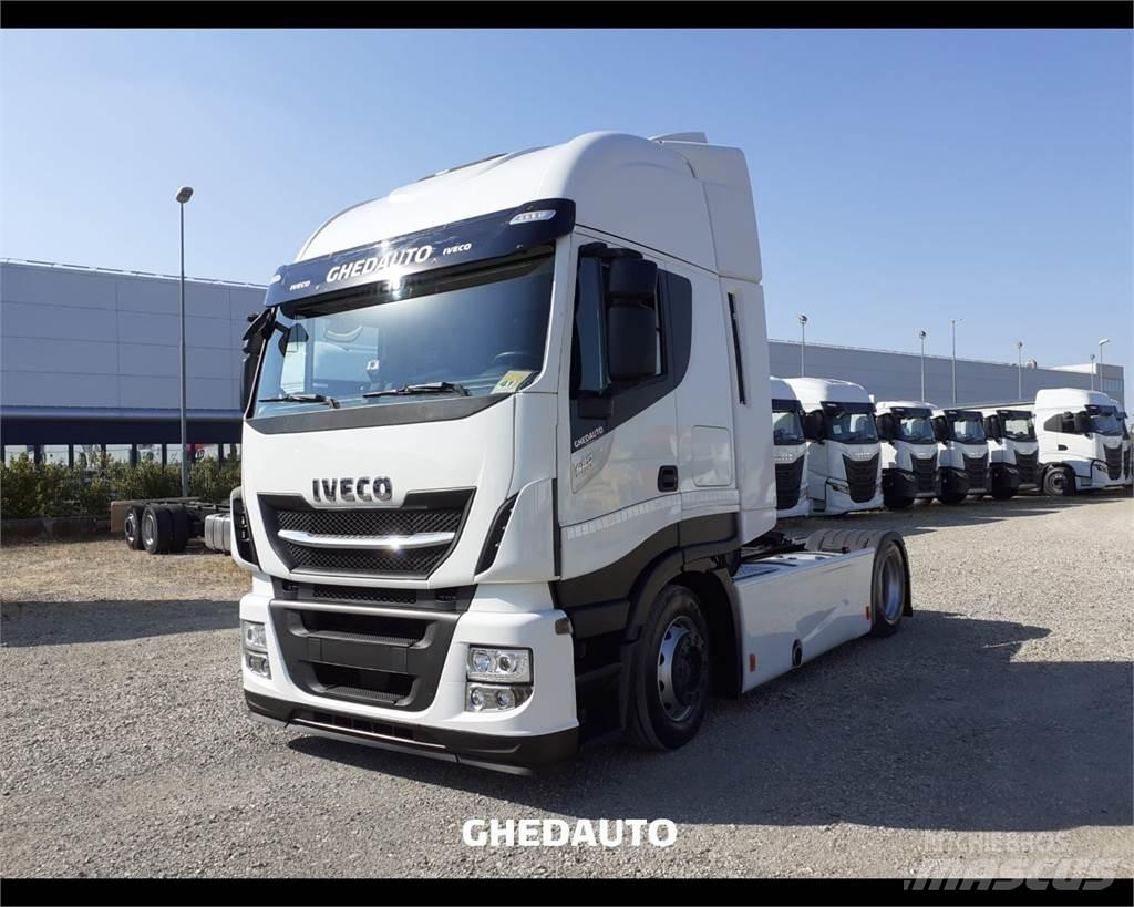 Iveco AS440S48 Kapali kasa kamyonlar