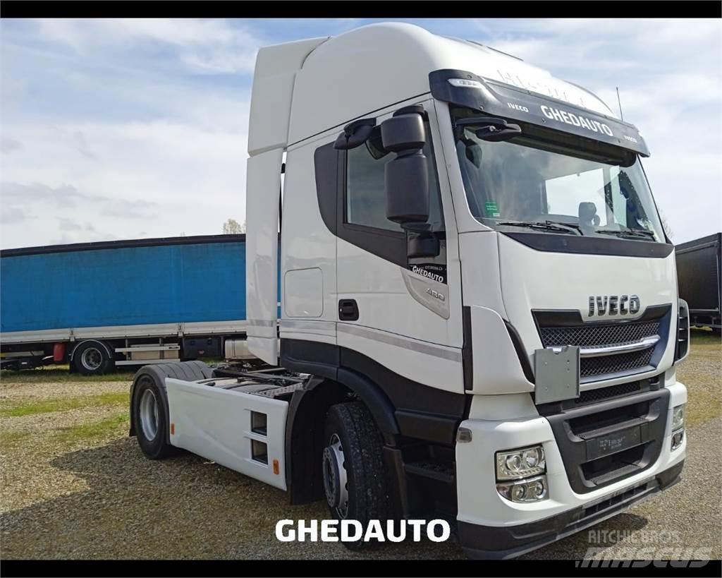 Iveco AS440S48T/P Kapali kasa kamyonlar