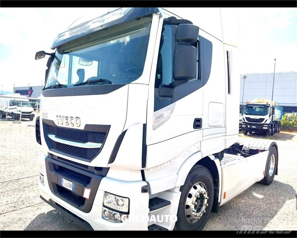 Iveco AS440S48T/P Kapali kasa kamyonlar