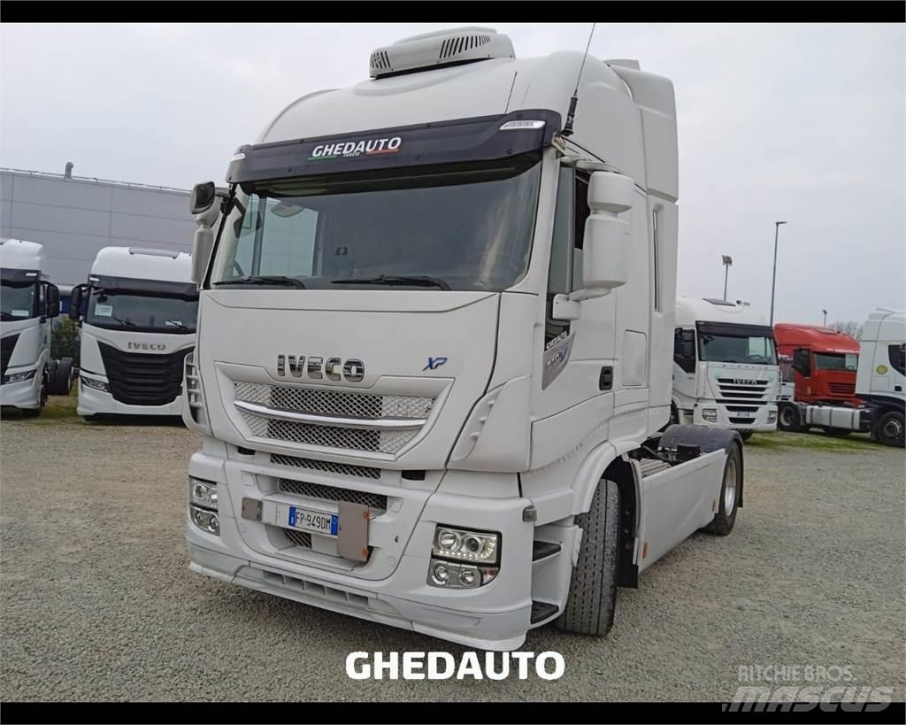 Iveco AS440ST/P Kapali kasa kamyonlar