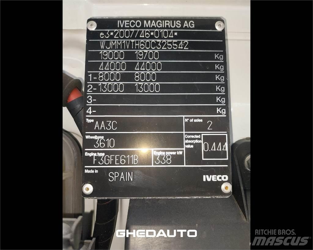 Iveco AT260S40Y/PS Kapali kasa kamyonlar