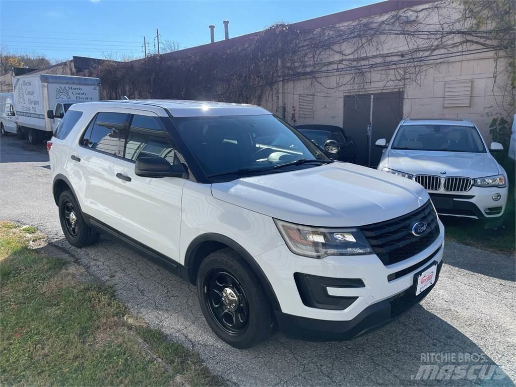 Ford Explorer Otomobiller