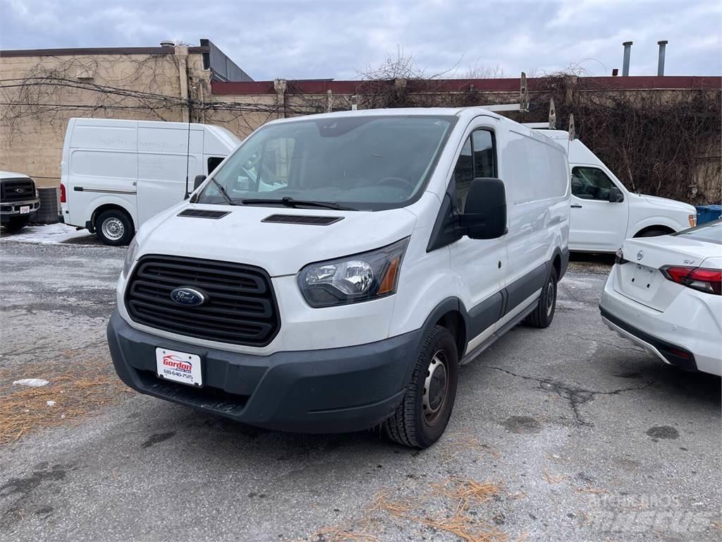 Ford Transit Panel vanlar