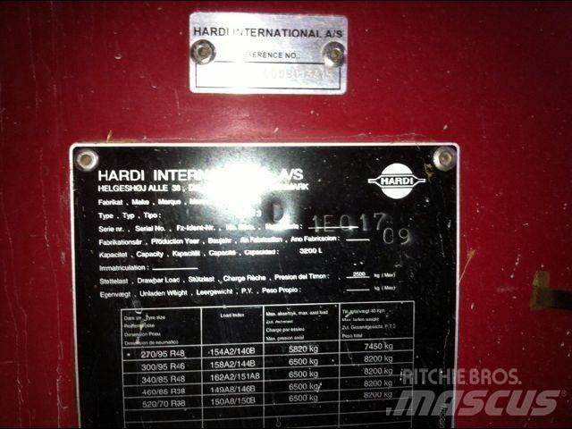 Hardi COMMANDER Çekilir pülverizatörler