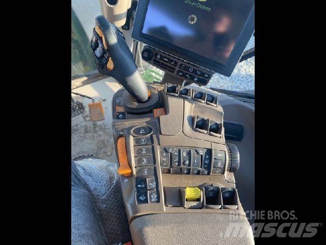 John Deere 6R120 Traktörler