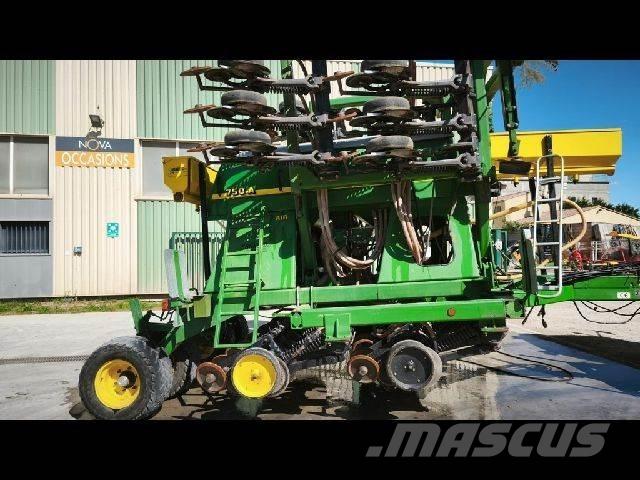 John Deere 750A Diger ekim makina ve aksesuarlari