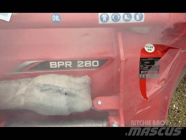 Kuhn BPM 280 Tas toplama makinasi