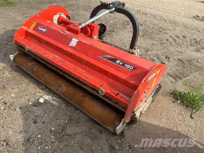 Kuhn BV160 Tas toplama makinasi