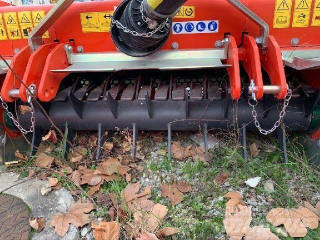 Kuhn TRP 145 Tas toplama makinasi