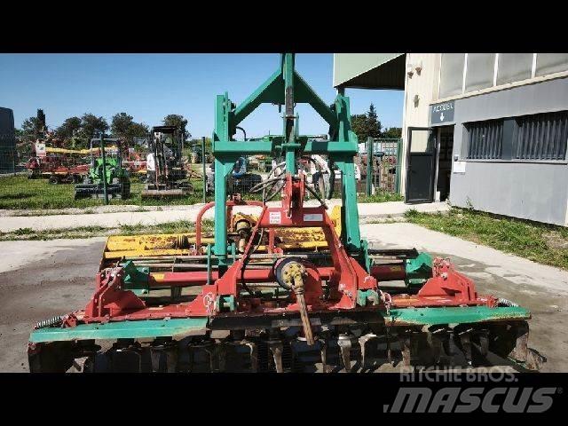 Kverneland NGM101 Tirmiklar