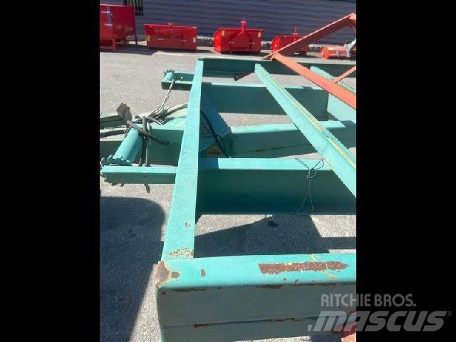  Lambert PF6 Diger römorklar
