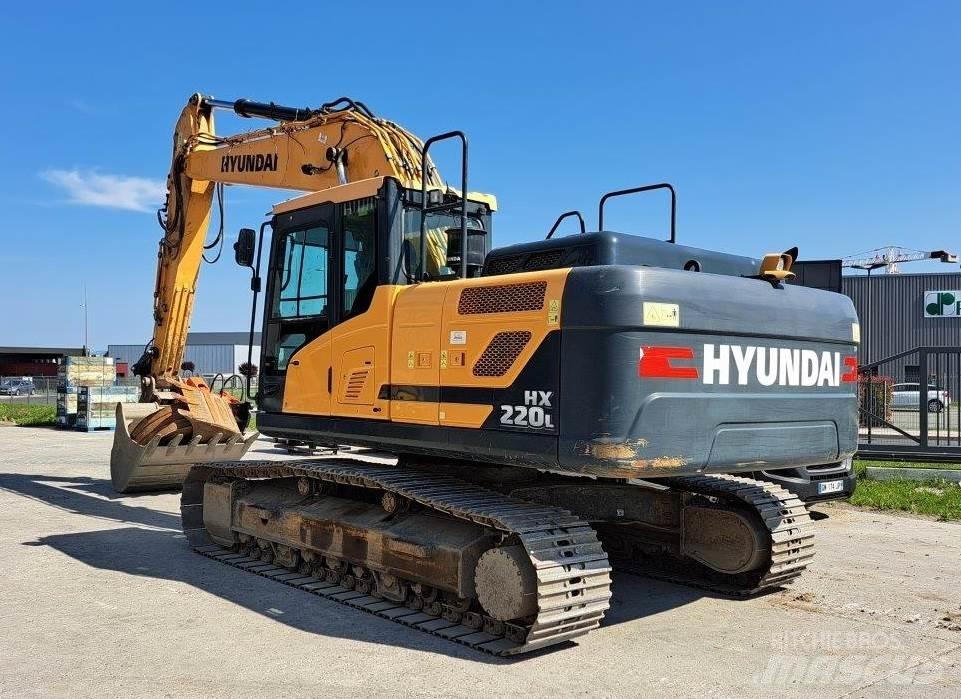 Hyundai HX220L Paletli ekskavatörler