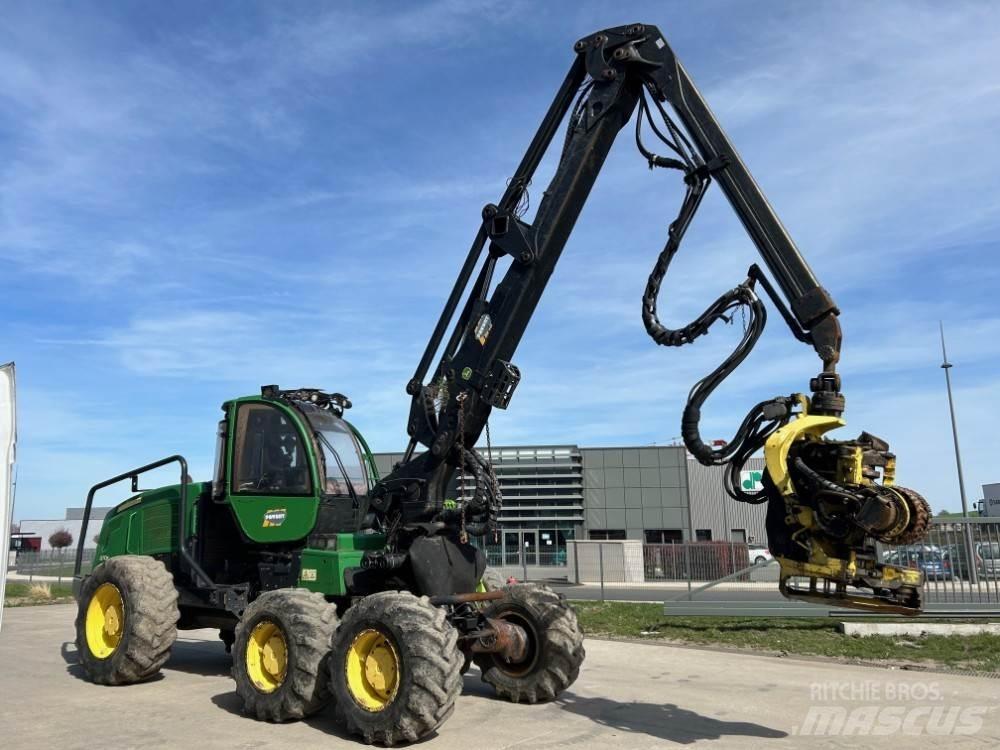John Deere 1270E Ağaç kesici istifleyiciler
