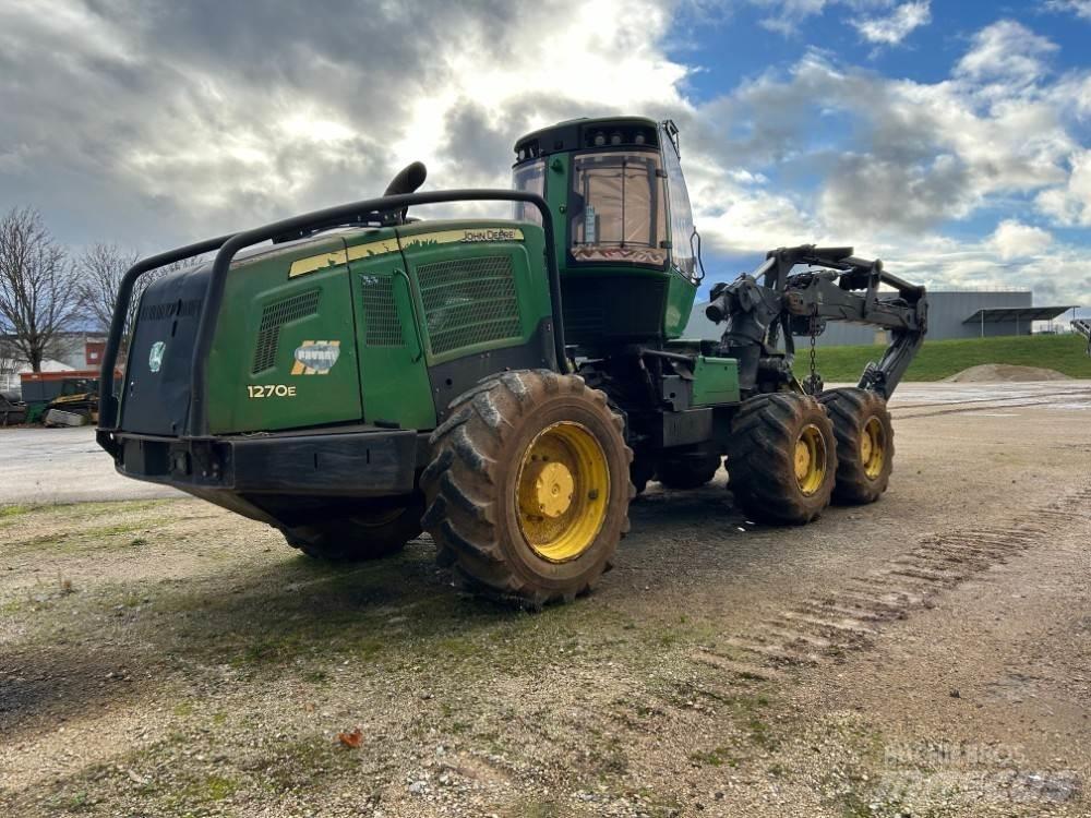 John Deere 1270E Ağaç kesici istifleyiciler