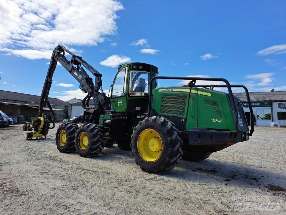 John Deere 1270E Ağaç kesici istifleyiciler
