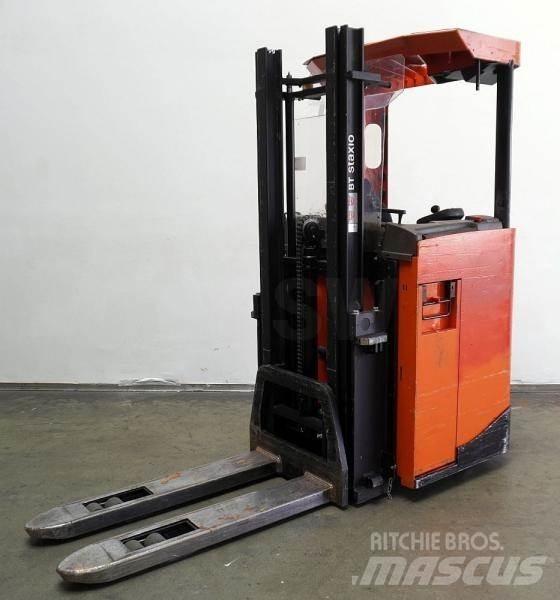 BT SRE135 Akülü depo ekipmanları