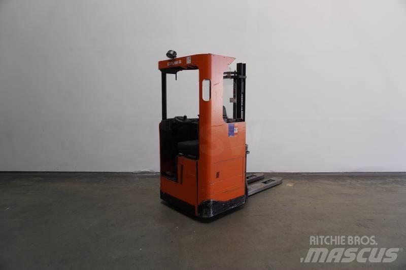 BT SRE135 Akülü depo ekipmanları