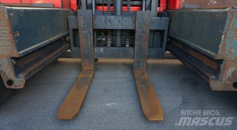 Bulmor DQ80 Sideloader - dört yönlü forkliftler