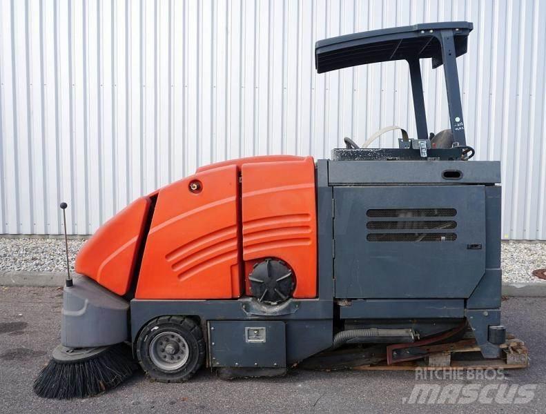 Hako 1800 LPG Kombine süpürücü-temizleyiciler