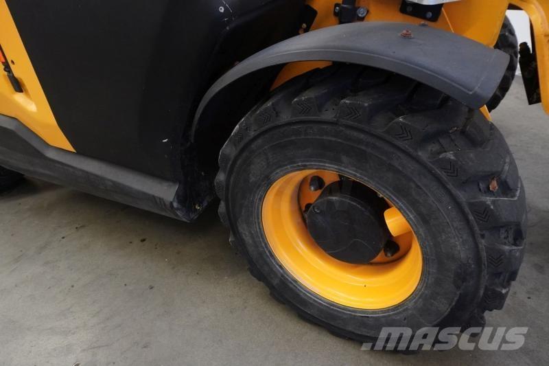 JCB 525-60 Teleskopik yükleyiciler