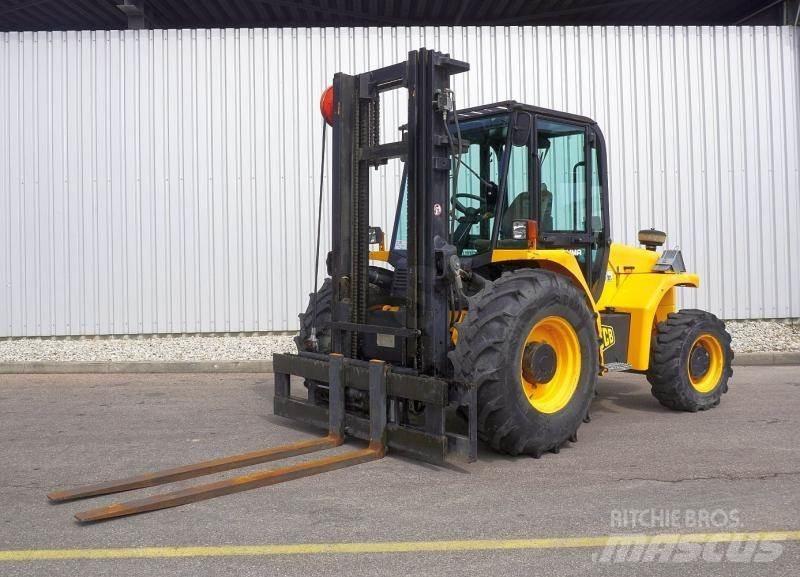 JCB 940-4 Arazi tipi forklift
