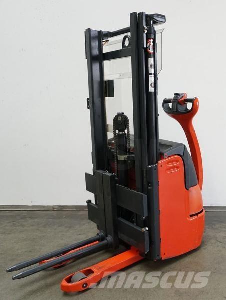 Linde L 10 379 Akülü depo ekipmanları