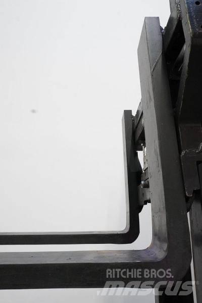OM Xi 14 Reach truck - depo içi istif araçları