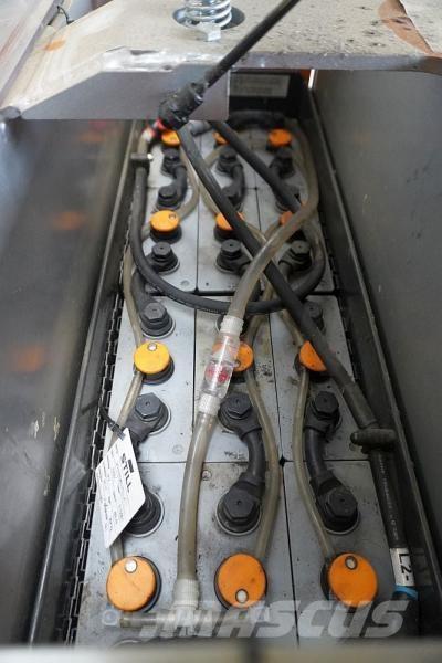 Still FV-X-16 Akülü depo ekipmanları