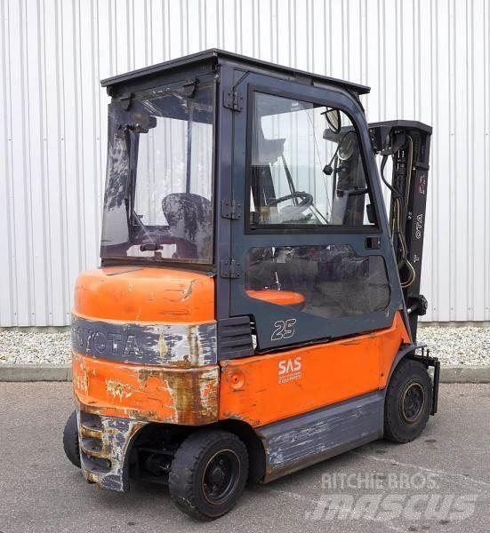 Toyota 7FBMF25 Diger
