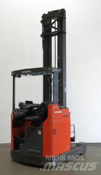 Toyota 7FBRE16 Reach truck - depo içi istif araçları