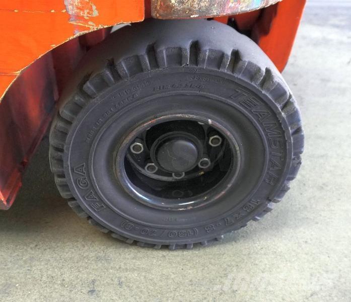 Toyota 8FBMT25 Elektrikli forkliftler