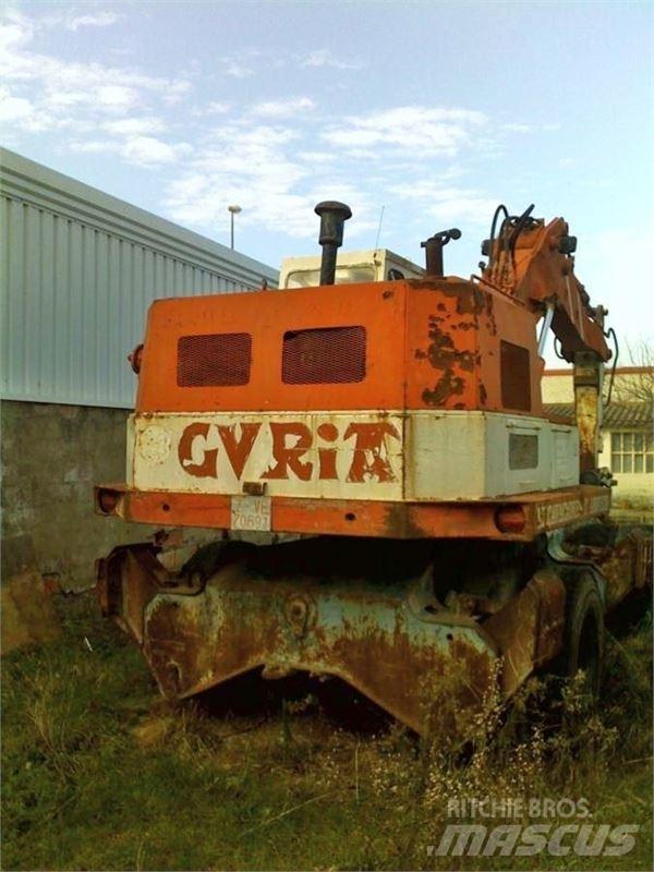  GURIA  90 Lastik tekerli ekskavatörler