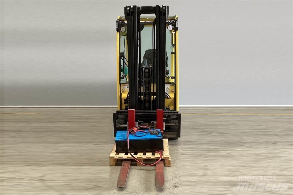 Hyster J1.6XN Elektrikli forkliftler