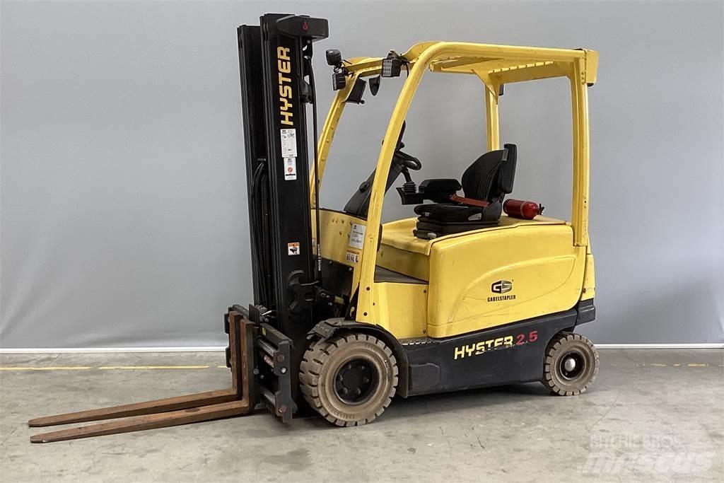 Hyster J2.5XN Elektrikli forkliftler