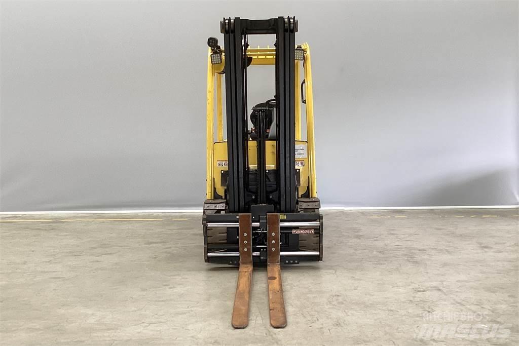 Hyster J2.5XN Elektrikli forkliftler