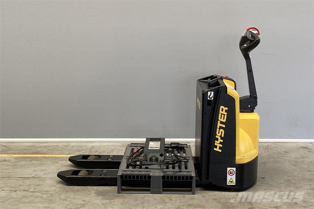 Hyster P1.8 Yaya kumandali istif makinasi