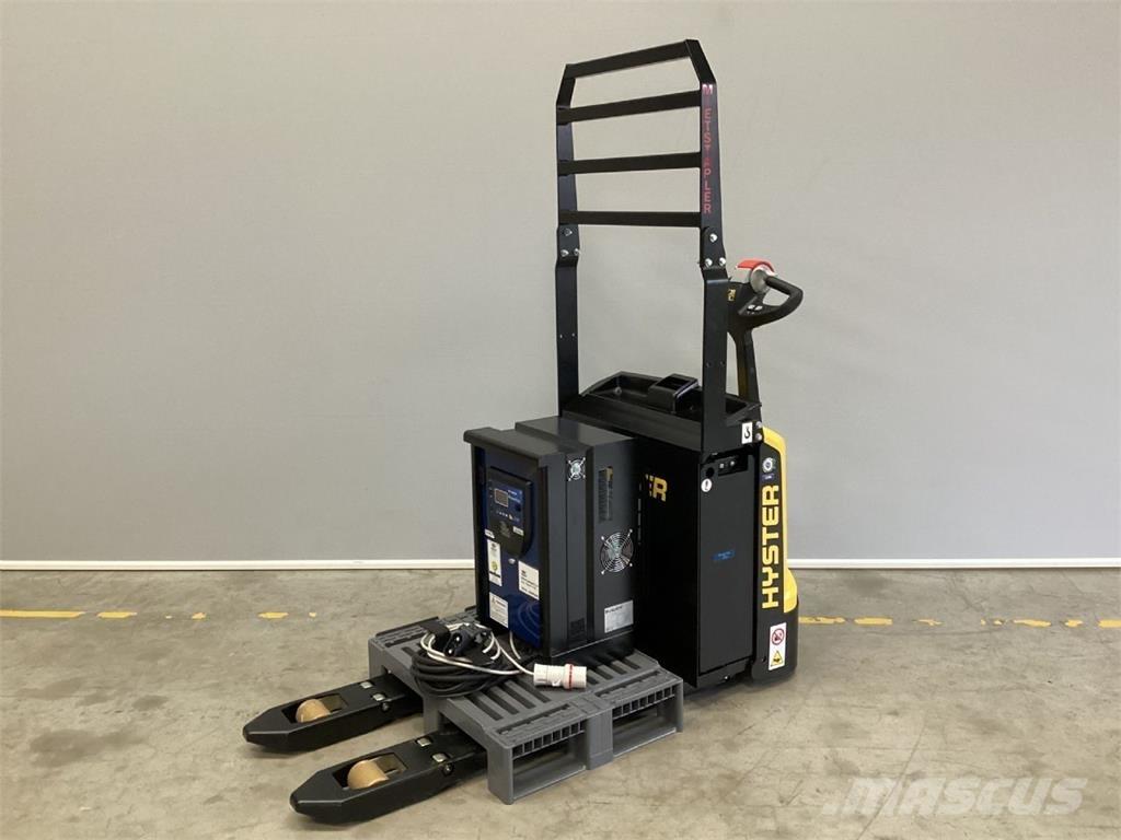 Hyster P2.0 Yaya kumandali istif makinasi