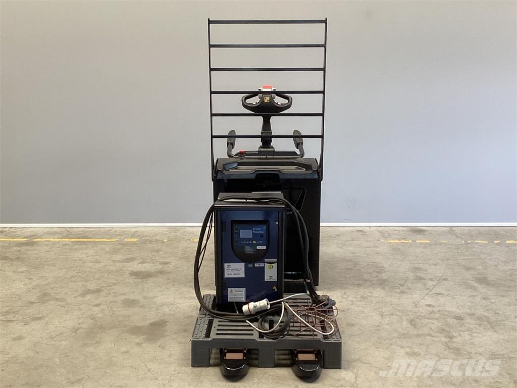 Hyster P2.0S Yaya kumandali istif makinasi