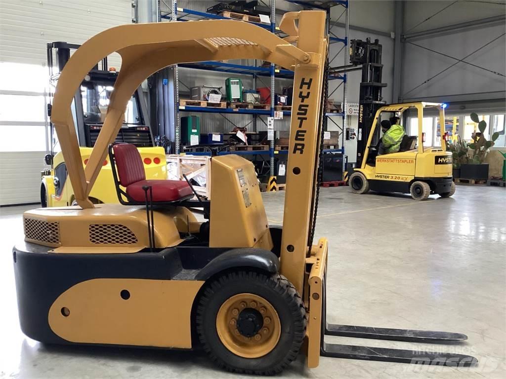 Hyster QC-20 Diger