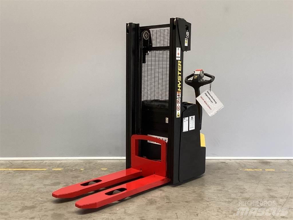 Hyster S1.0 Yaya kumandali istif makinasi