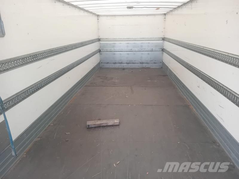 DAF LF45 Kapali kasa kamyonlar