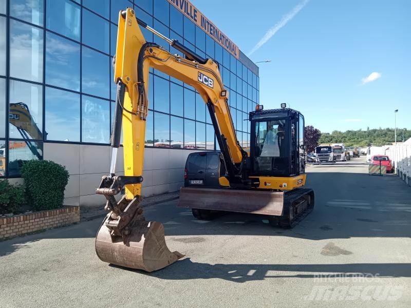 JCB 100 C-1 Paletli ekskavatörler