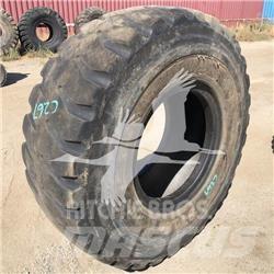 Titan 20.5R25 Lastikler