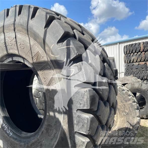 Titan 20.5R25 Lastikler