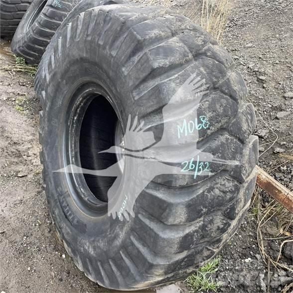 Titan 23.5x25 Lastikler