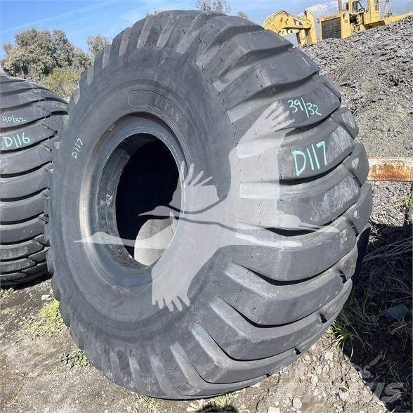 Titan 29.5x25 Lastikler